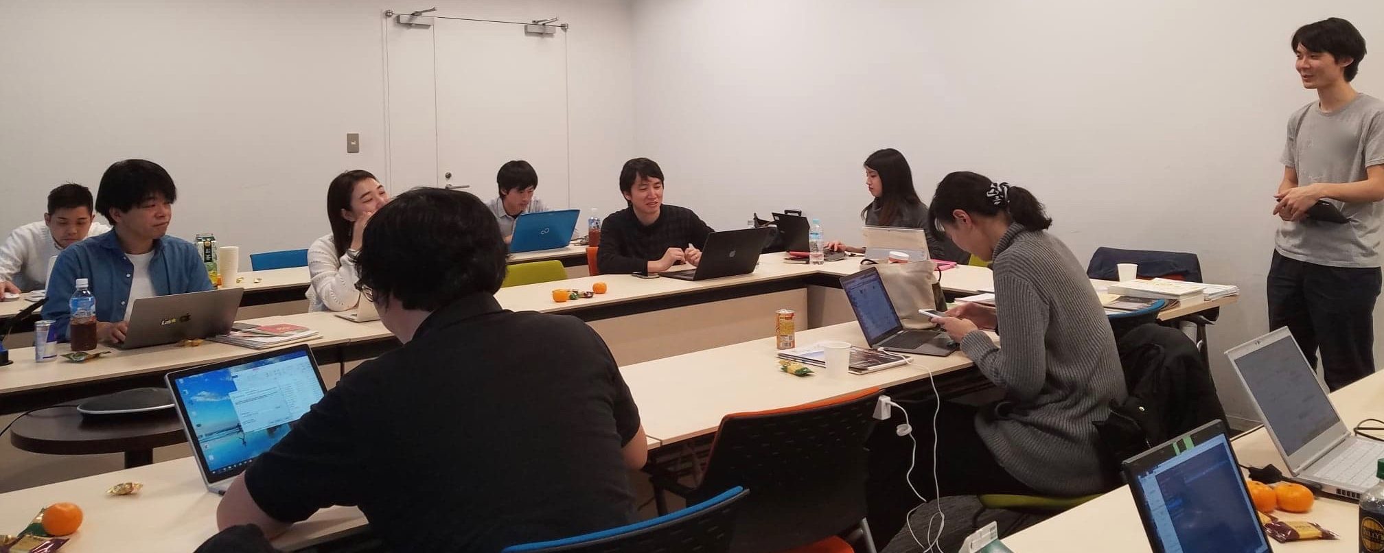 プログラミング講義の様子